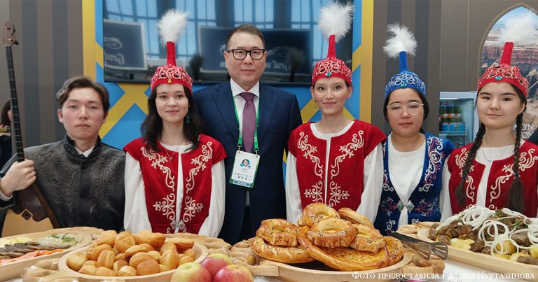 100 луковиц тюльпанов к 100-летию выставки