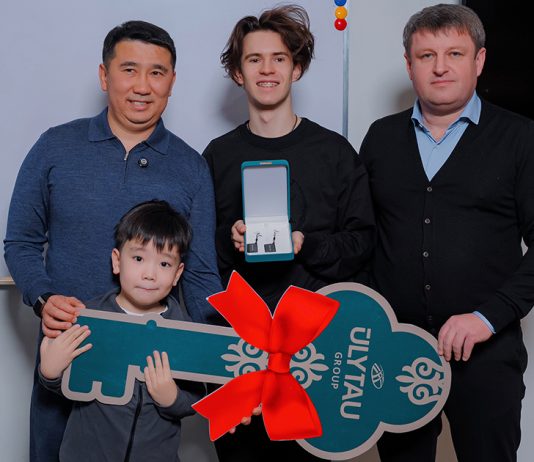 Немецкий предприниматель чествует олимпийского чемпиона Михаила Шайдорова