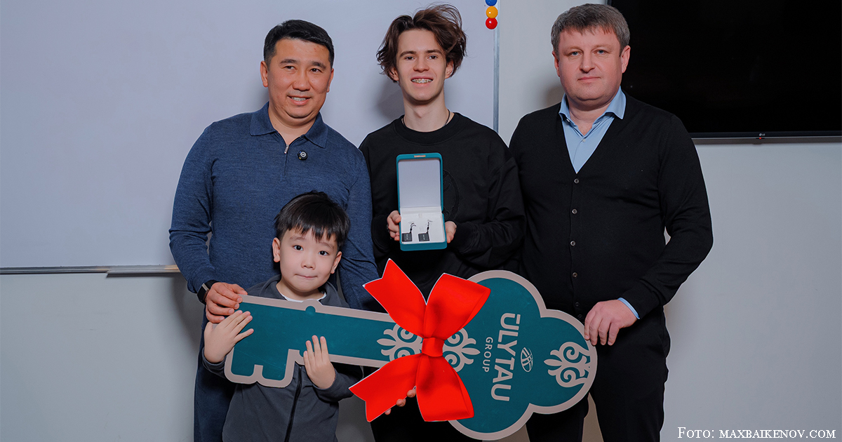 09_Немецкий предприниматель чествует олимпийского чемпиона Михаила Шайдорова-02