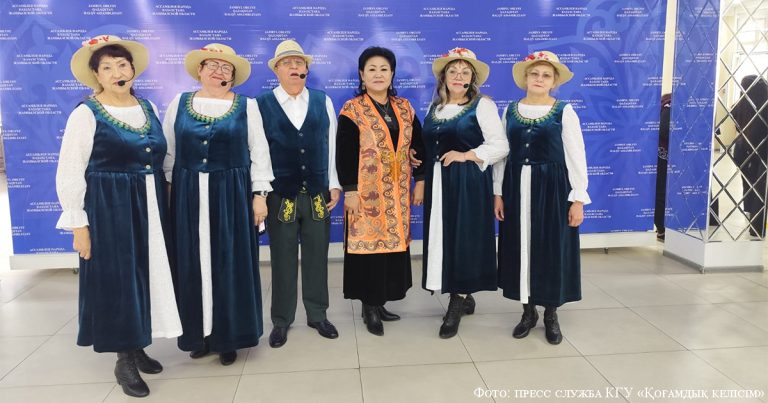 Праздник добрых встреч