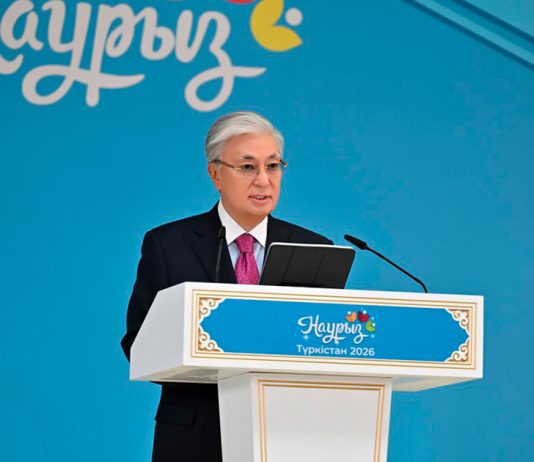 Глава государства поздравил казахстанцев с праздником Наурыз