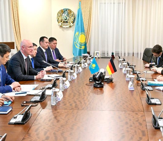 Роман Скляр провел встречу с Статс-министром иностранных дел ФРГ