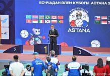 Мәулен Әшімбаев боччадан Әлем кубогының жеңімпаздарын марапаттады