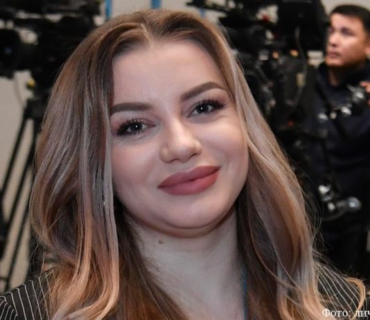 «Надо начинать здесь и сейчас» – Алина Кан о том, как заговорить на казахском Алина Кан