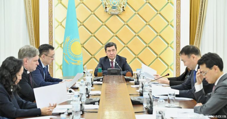 Председателей и составы постоянных комиетов Қазақстан Халық Кеңесі утвердил төралқа