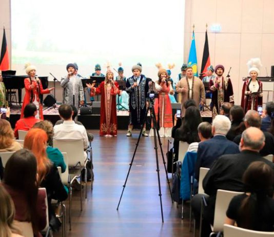 Мелодии Великой степи прозвучали в сердце Берлина