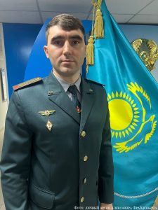 моё фото в форме во время службы в Академии гражданской защиты МЧС РК
