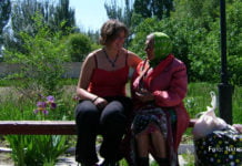 Das türkise Meer zwischen den weißen Giganten