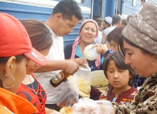 Einheitsmode und Hausgemachtes