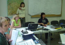 Sprachlernzentren kooperieren mit der Wirtschaft