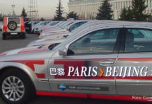 Mit dem Benz durch die kasachische Steppe