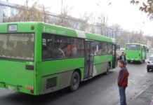 Unterwegs mit dem öffentlichen Nahverkehr in Taschkent