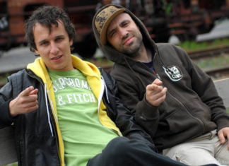 „DEINE STIMME weltweit“