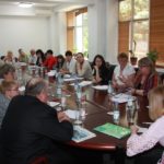 Brainstroming unter Russlanddeutschen: Die Themen Selbstorganisation, Projektmanagement, deutsche Sprache, Kommerzialisierung der Tätigkeiten der „Wiedergeburt“ und internationale Zusammenarbeit standen auf dem Prüfstand.