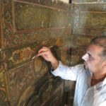 Shadi Khalil, freiberuflicher Restaurator aus Syrien, spezialisiert auf Damaszener Zimmer, zu Gast im Museum für Völkerkunde bei Anke Scharrahs Dresden 2010.