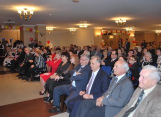 Zwischen Astana und Berlin – wo gehören wir hin?