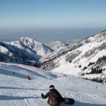 Atemberaubender Blick von der Skipiste ins Tal.