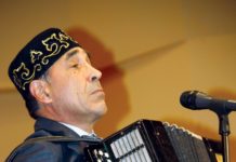 Turteltanz auf dem Bajan