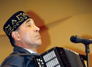 Turteltanz auf dem Bajan