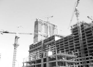 Sie kommen im Glauben an Erfolg