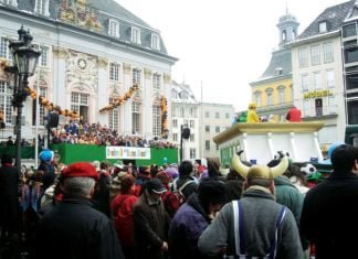 Frauen übernehmen die Führung