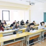 Die Teilnehmer der Sprachenolympiade mussten unter anderem Essays schreiben.