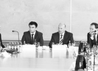 Koschyk verspricht deutscher Minderheit in der Ukraine Unterstützung