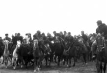 Das Wilde “Polo” in Zentralasien