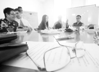 Deutsche in Usbekistan lernten richtig argumentieren