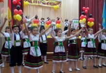 Von der Zuckertüte zum deutschen Sprachdiplom Bild: Deutsches Generalkonsulat Almaty