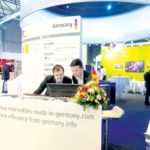/Der deutsche Pavillion. Daniel Lafond, Berater des BMWi und Arman Bekbergenow vom deutschen Gemeinschaftsstand. | Bild: GK Almaty