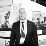 Alex Schmelzer, Produktmanager von Tracto-Technik, einer der vielen deutschen Aussteller bei der „Power Kazakhstan 2015“ Messe. | Bild: Julia Boxler