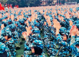 „Ich habe mich gefühlt, als ob ich Angelina Jolie wäre.“ So begrüßt man ausländische Studierende – Feier zum Semesterbeginn