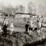 Osterbrauchtum der Russlanddeutschen in Kasachstan &ndash; Eiersuchen in Dschambul. | Privatarchiv: Dr. Viktor Krieger