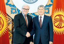 Außenminister Steinmeier zu Besuch in Zentralasien