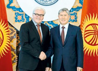 Außenminister Steinmeier zu Besuch in Zentralasien