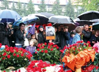 Park der Helden im Blumenmeer