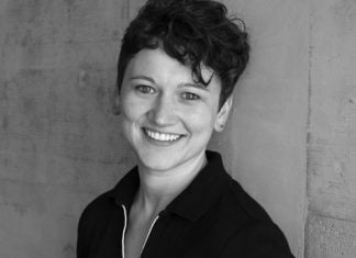 Wind in meinem Haar – Wind der Zeit Die 33-jahrige Regisseurin Marina Anselm lebt in München und studiert dort an der Filmhochschule. Aber sie ist in eben dieser kleinen Stadt Karatau geboren. „Damals war es noch Sowjetunion“, erinnert sich Marina. Sie war sieben Jahre alt, als ihre Familie nach Deutschland ausgewandert ist. | Foto: Ahmed El Nagar