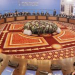 Neue Hoffnung für Syrien. Am 23. Januar sitzen sich Opposition und die syrische Regierung bei den Friedensgespr&auml;chen in Astana gegen&uuml;ber. | Bild: mfa.gov.kz