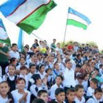 Unsere Autorin meint: Jugendliche sollen sich selbst ihre Meinung bilden können.