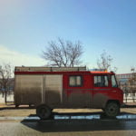 Diesen Einsatzwagen der deutschen Freiwilligen Feuerwehr entdeckte Daniel Amanscholow in Karaganda.