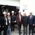 Besuch auf der EXPO-Baustelle: Gemeinsam mit dem deutschen Botschafter Rolf Mafael (links) nimmt die Bundestagsdelegation die Vorbereitungen zum deutschen Pavillon in Augenschein.