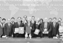 Intensive Beratungen zur Situation der deutschen Sprache in Kasachstan