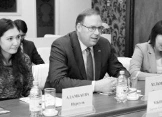 Assemblee und KAS arbeiten enger zusammen