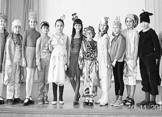 Erntedankfest am Gymnasium №10 in Ust-Kamenogorsk