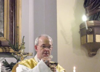 Die konservative katholische Kirche lebt in Kasachstan