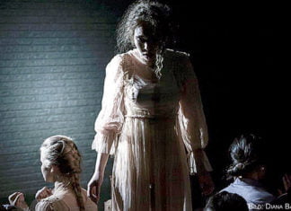 Modernes Tanztheater „Kyz Kuu“ bringt Brautraub auf die Bühne