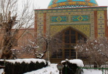 Mit Leidenschaft durch Jerewans Architekturgeschichte Die blaue Moschee.