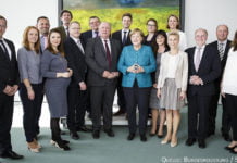 Russlanddeutsche: Migranten aus dem (post-)sowjetischen Raum Bundeskanzlerin Dr. Angela Merkel im Gespräch mit Vertretern der Russlanddeutschen