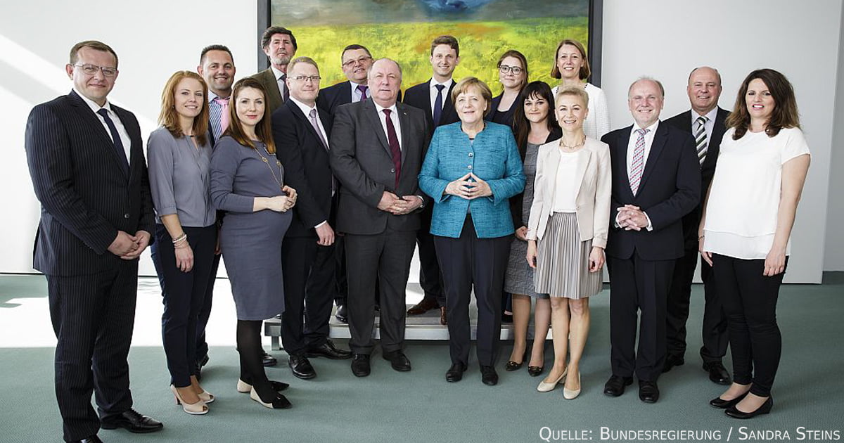 Bundeskanzlerin Dr. Angela Merkel im Gespräch mit Vertretern der Russlanddeutschen